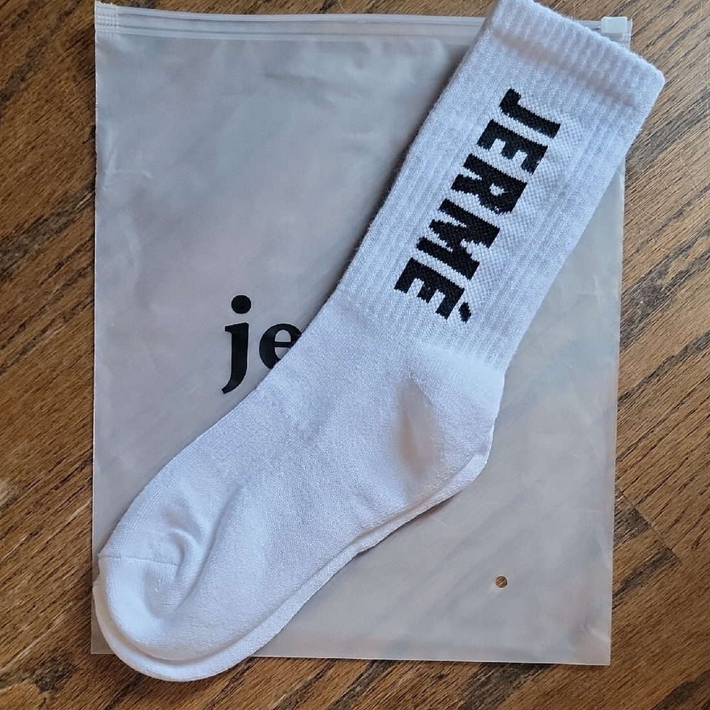 Jermé White Athletic Socks